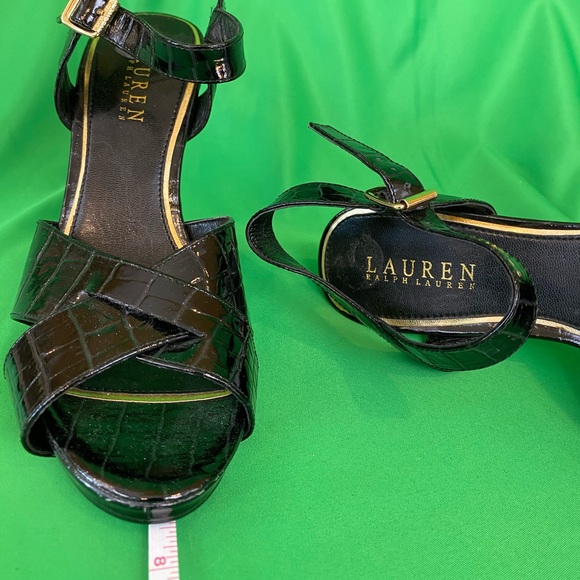 Lauren Ralph Lauren Heels Size 7M - Picture 6 of 6